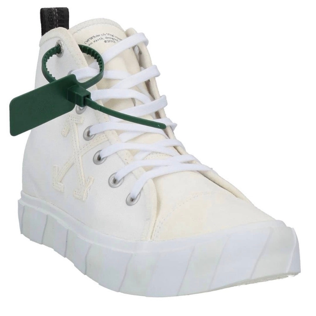 Off white canvas outlet trainers